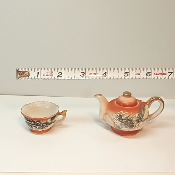 Vintage dragonware moriage teacup and teapot with wooden display. No flaws - Picture 8 of 8